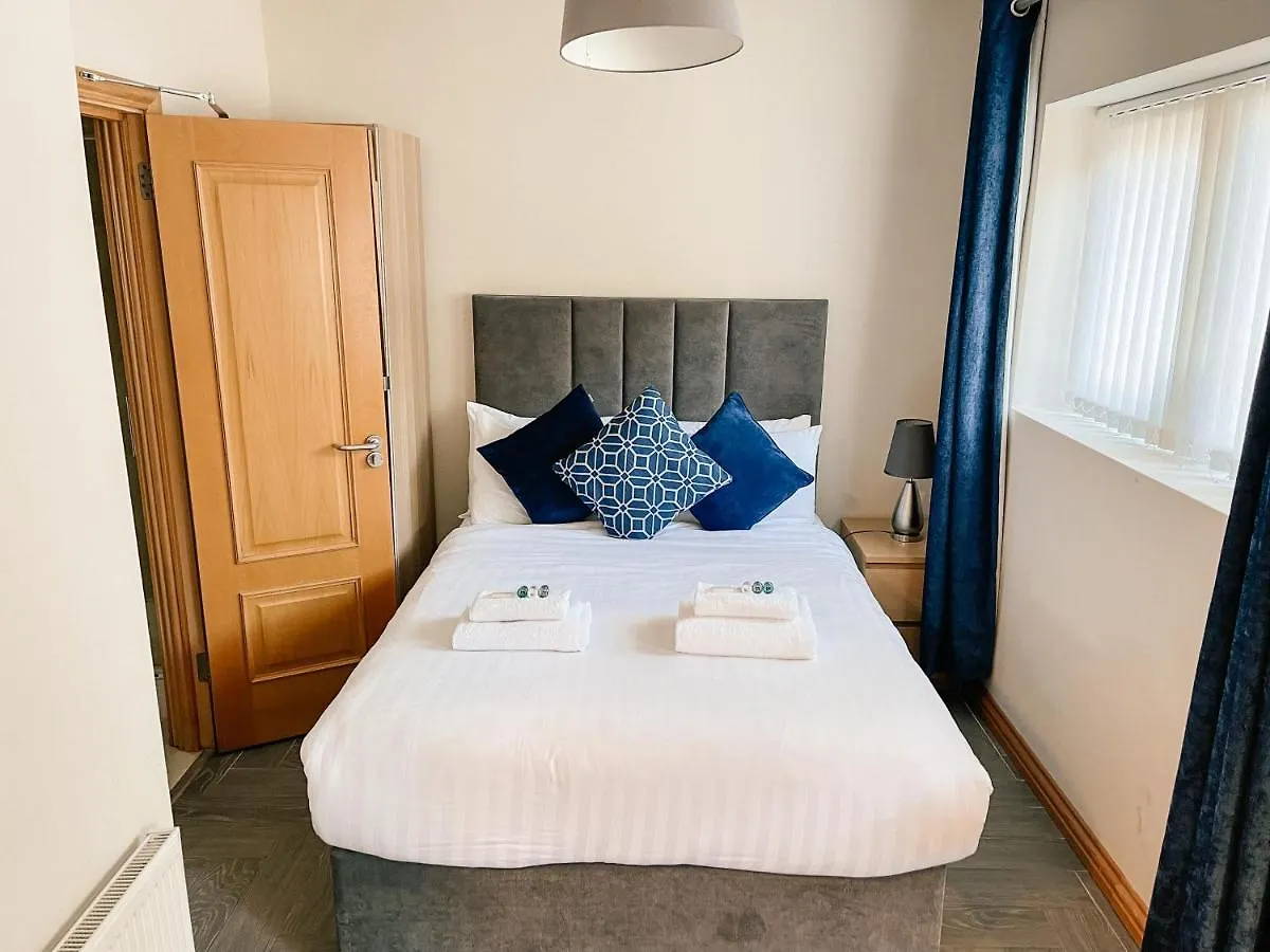 Broc House Apartment Dublin 4*,