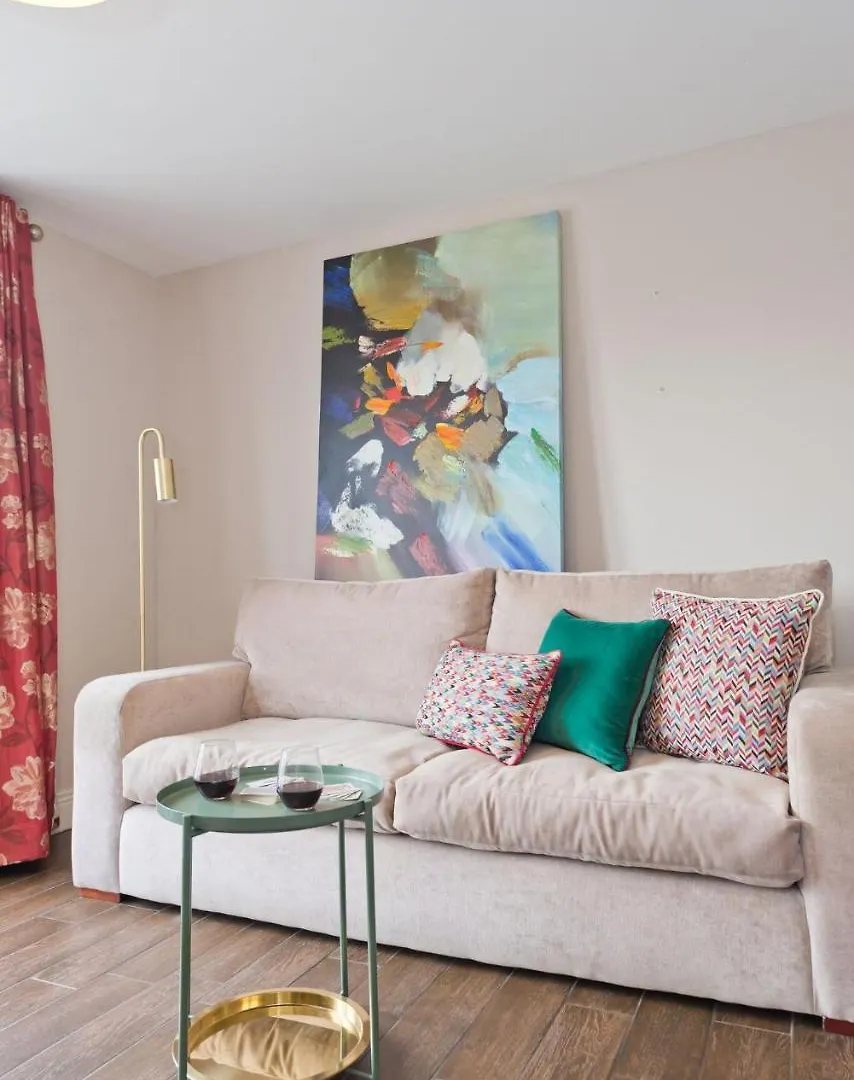 Broc House Apartment Dublin Ireland
