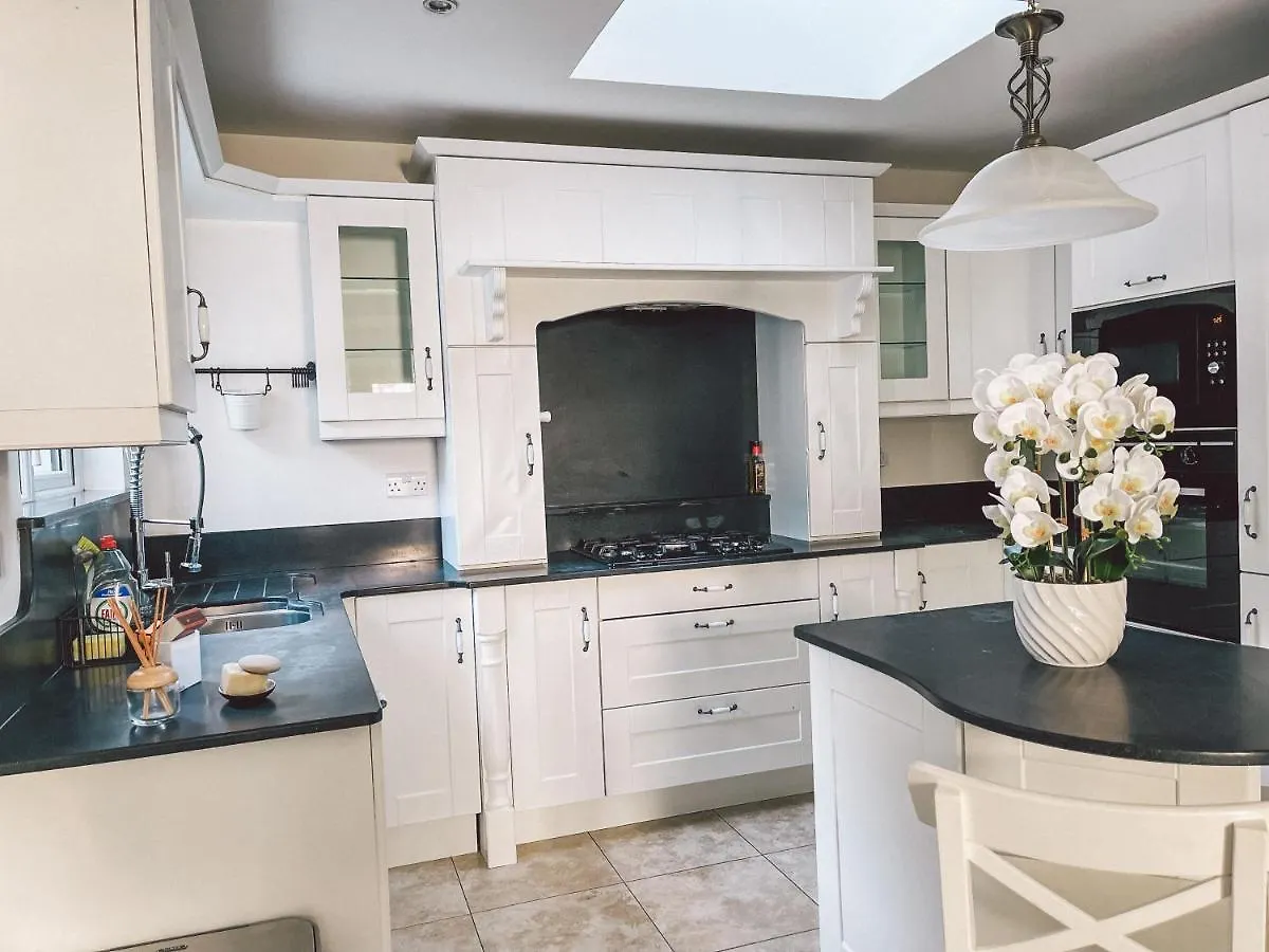 Broc House Suites Dublin Apart Otel